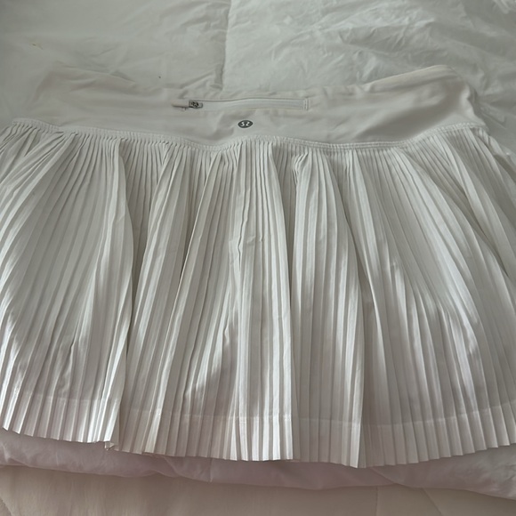 Lululemon Pleated Skirt - Picture 2 of 2
